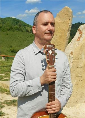 BURAK ÖZEK İLE MÜZİK TEKNOLOJİLERİ ve ELEKTRO GİTAR